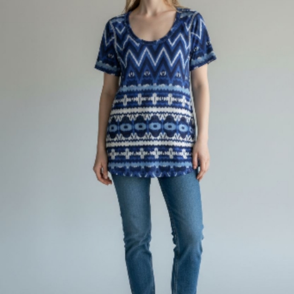 SALE!!! Karen Kane‎ EUC Sz. L Blue Short Sleeve Pullover Semi-sheer Top